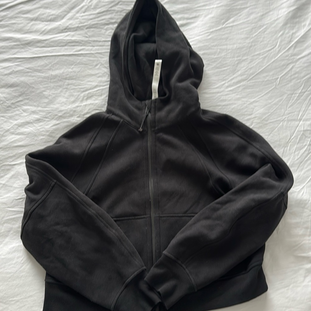 Lululemonn black scuba full zip